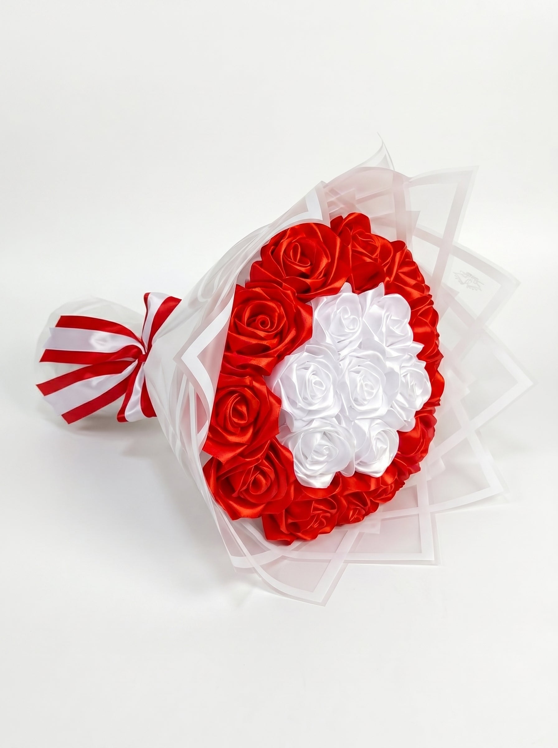 Amber Rose Red and White Bouquet